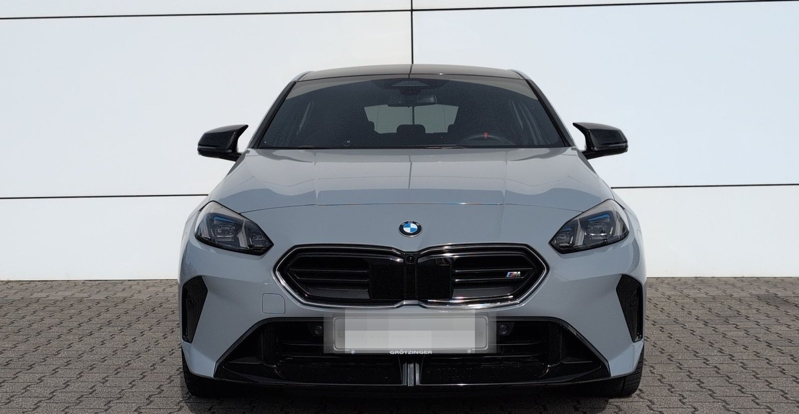 BMW M135 xDrive Limousine LED+LenkHZ+HUD+H&K+Komfort foto 2