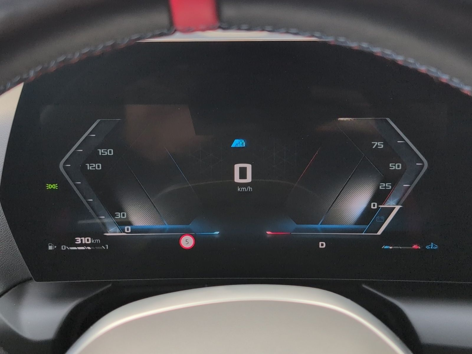 BMW M135 xDrive Limousine LED+LenkHZ+HUD+H&K+Komfort foto 11