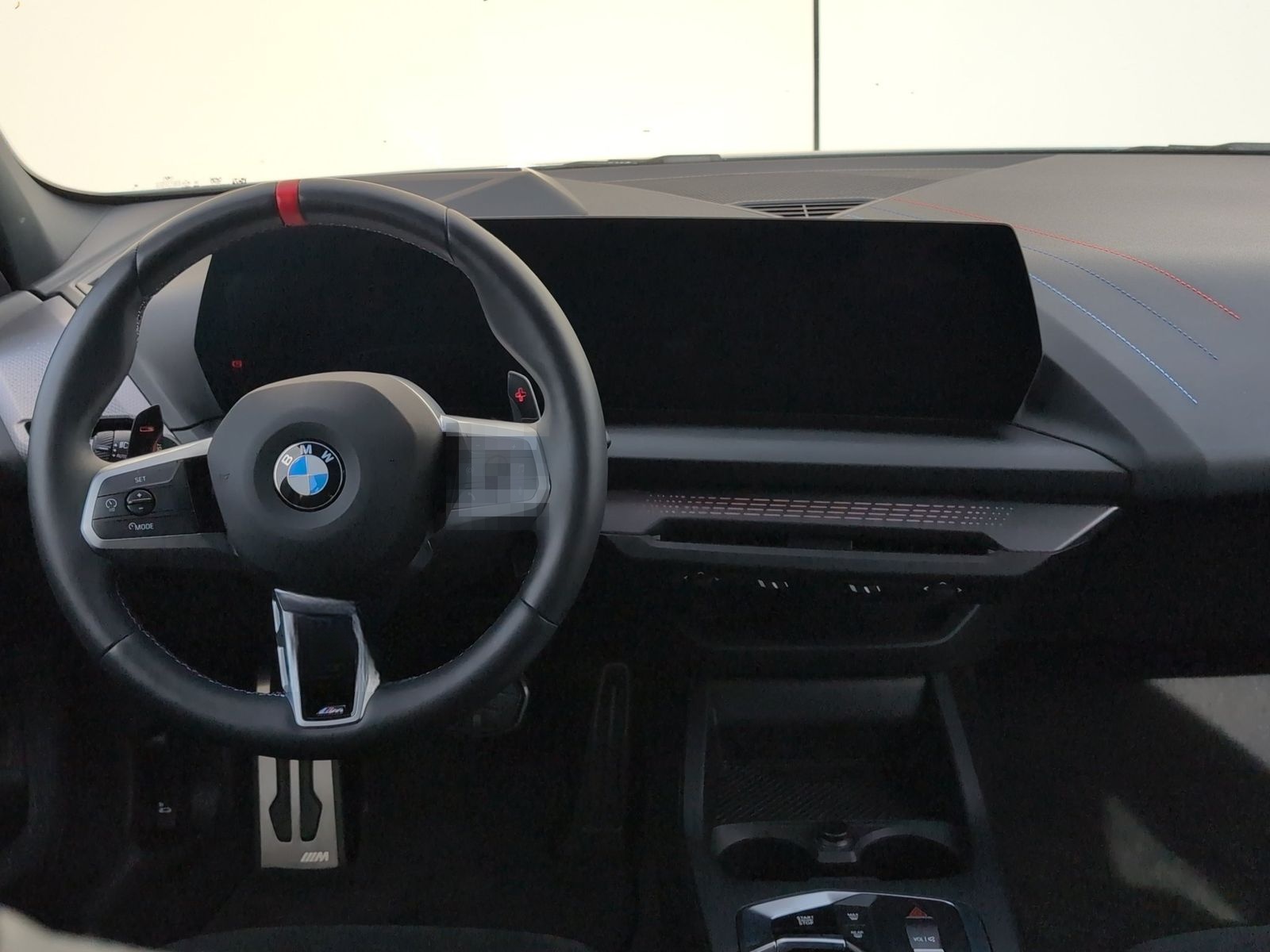 BMW M135 xDrive Limousine LED+LenkHZ+HUD+H&K+Komfort foto 9