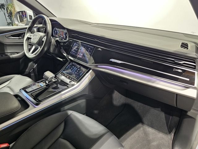 Audi Q8 50 TDI S Line Black Pano Matrix Softc.Hud 22' foto 5