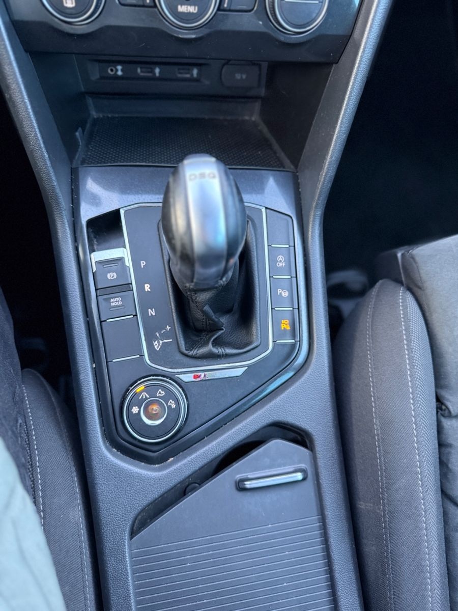 Volkswagen Tiguan Highline-4Motion-LED-KAMERA_PANO-VOLL- foto 14