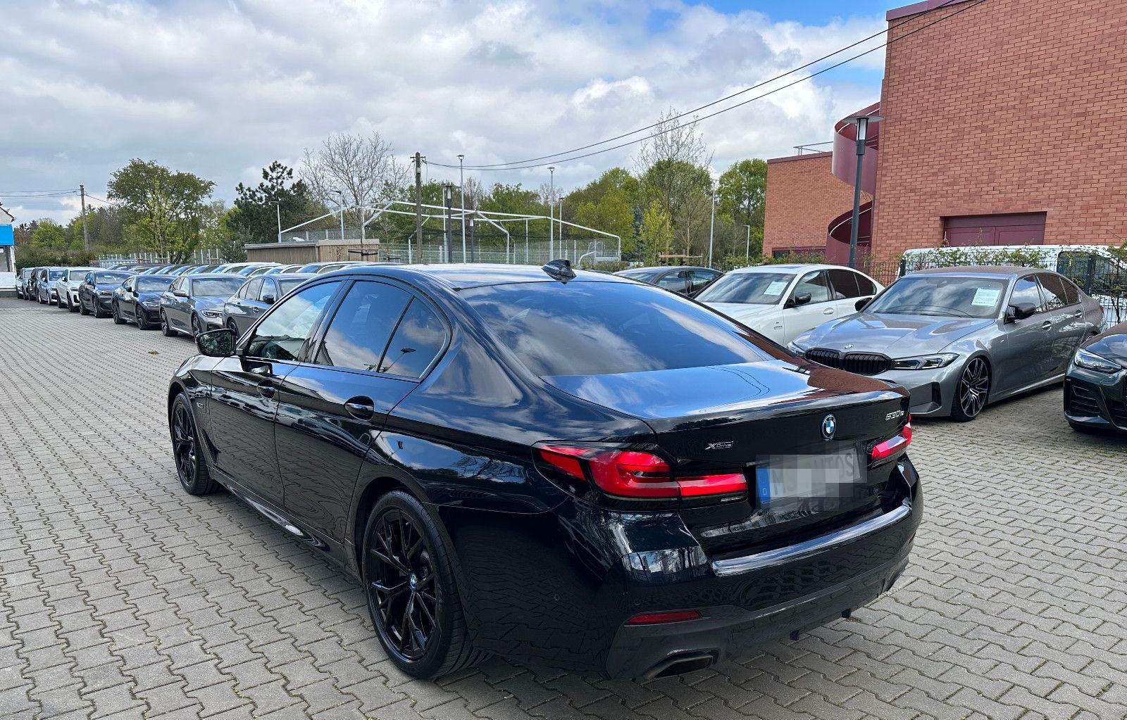 BMW 530 e xDrive MSport*Head Up*Harman/K*360°Kam*ACC foto 3