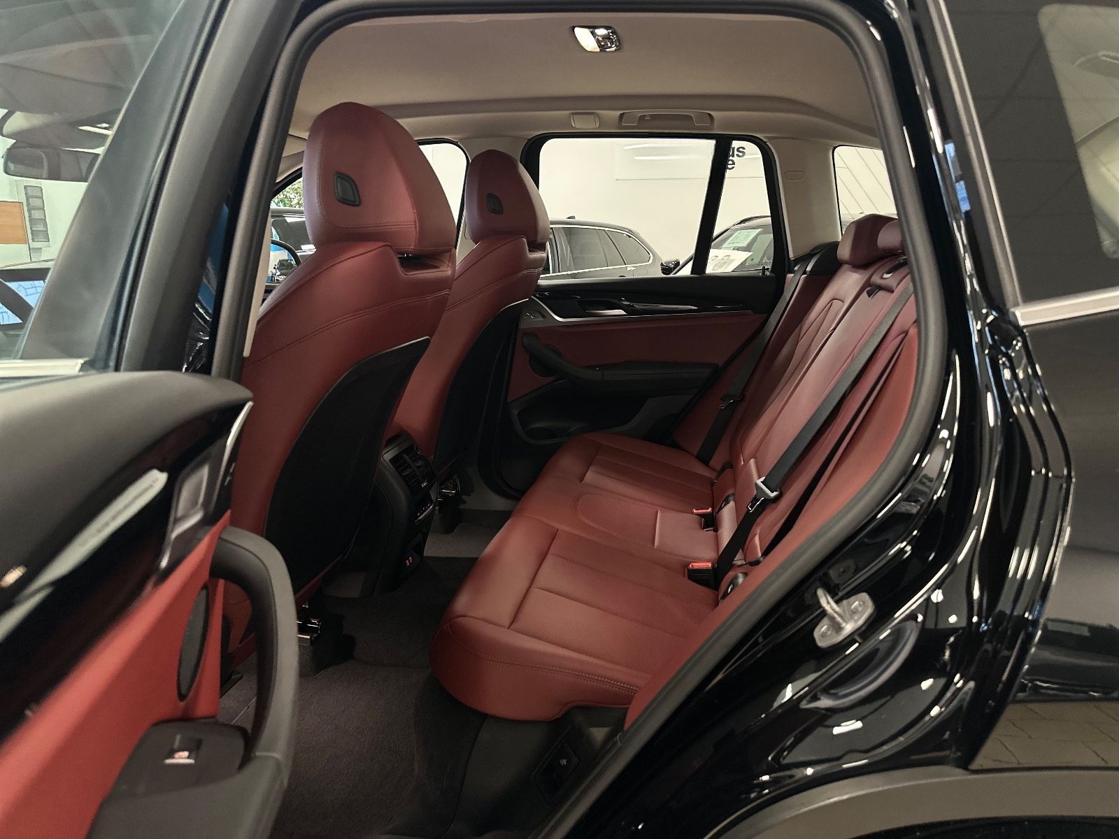 BMW X3 xDrive Aut/Driv&Brems&ParkAss/AHK/SportSitze foto 20