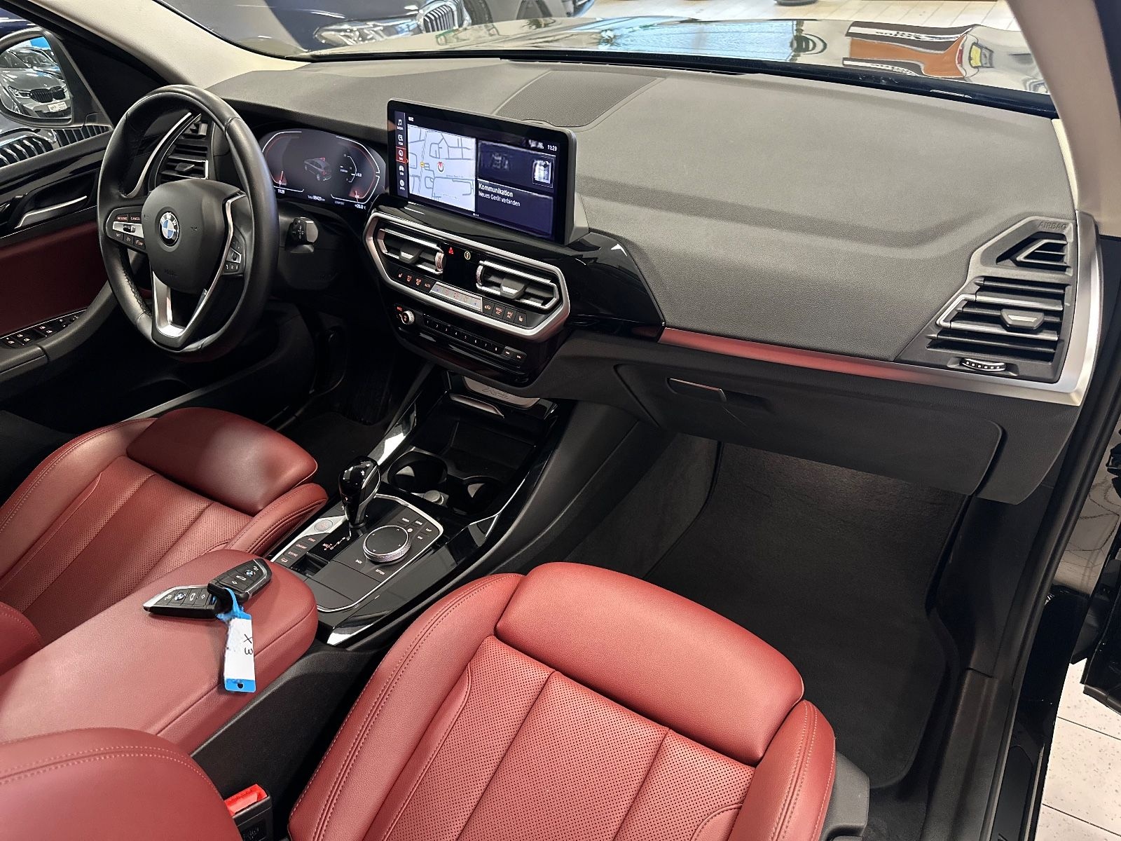 BMW X3 xDrive Aut/Driv&Brems&ParkAss/AHK/SportSitze foto 24