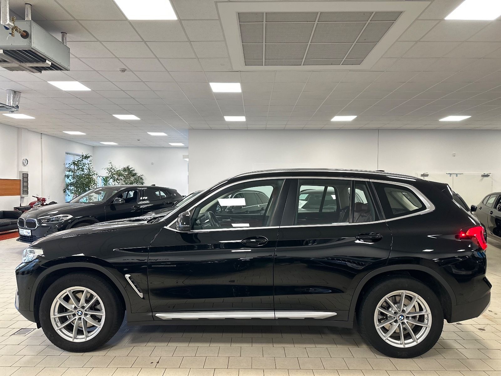 BMW X3 xDrive Aut/Driv&Brems&ParkAss/AHK/SportSitze foto 7
