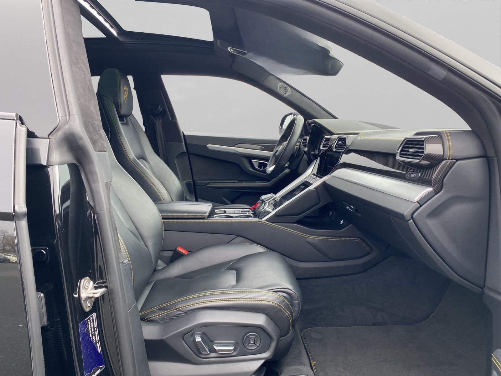 Lamborghini Urus 4.0 V8/Pano/Massage/Softcl/HUD/Ahk/Keyless foto 16