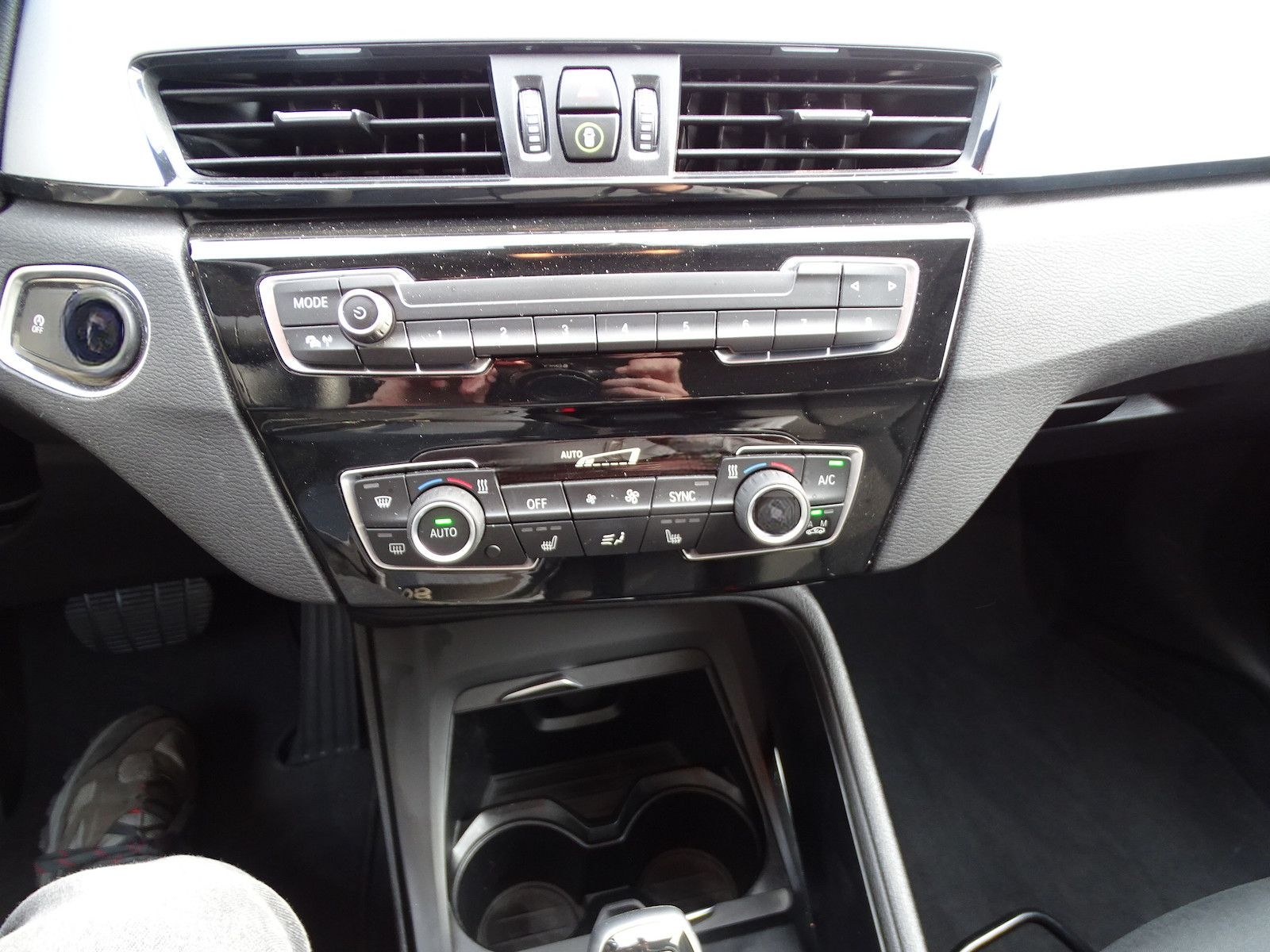 BMW X1 sDrive 18 i Advantage Steptronic foto 14