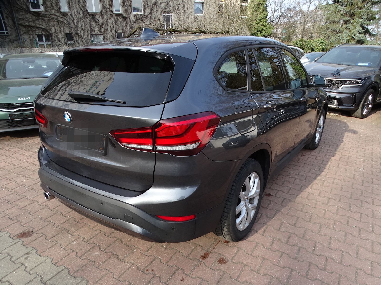 BMW X1 sDrive 18 i Advantage Steptronic foto 6