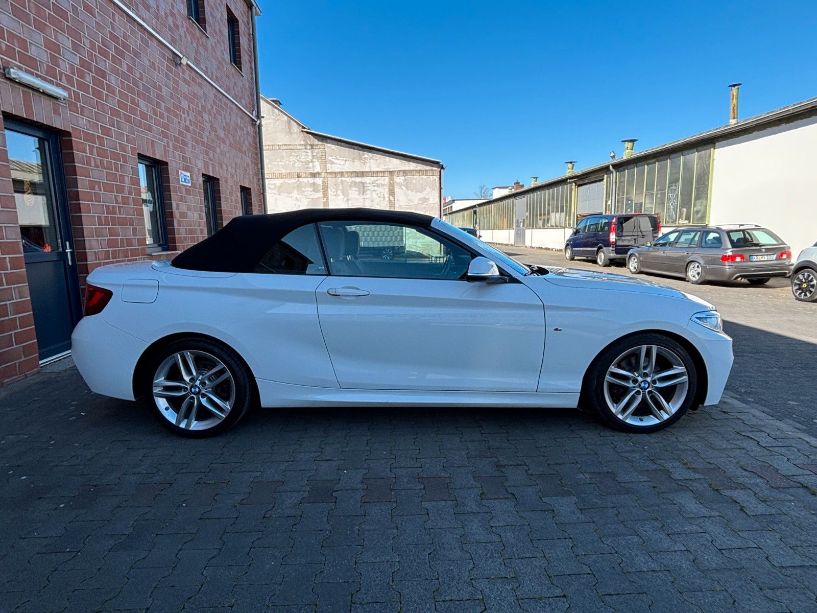 BMW 220i Cabrio Aut. M Sport/Navi-Kamera-Xenon-Pdc foto 8