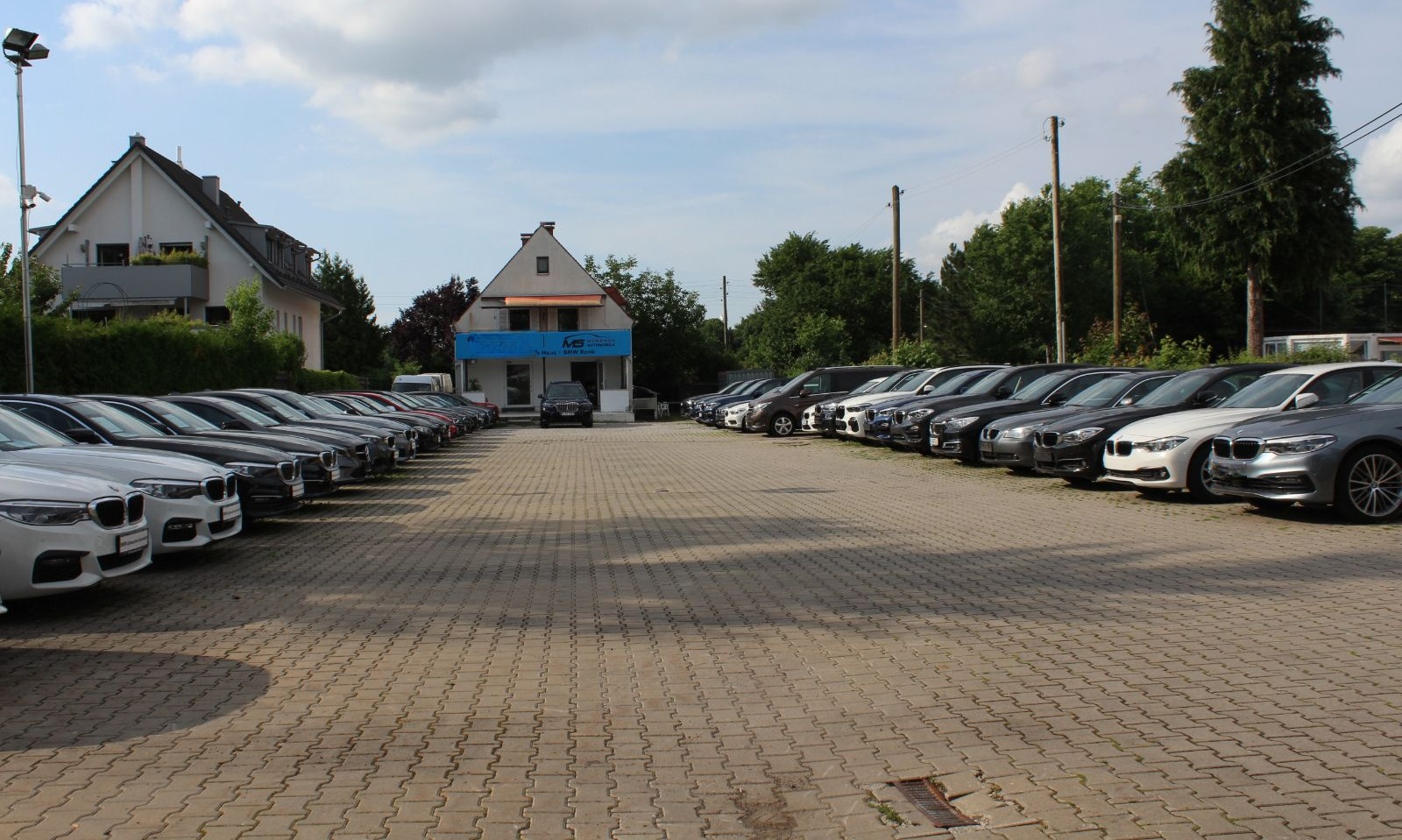 BMW 220 Gran T*MSport*7Sitze*Head Up*Panorama*Kamera foto 3