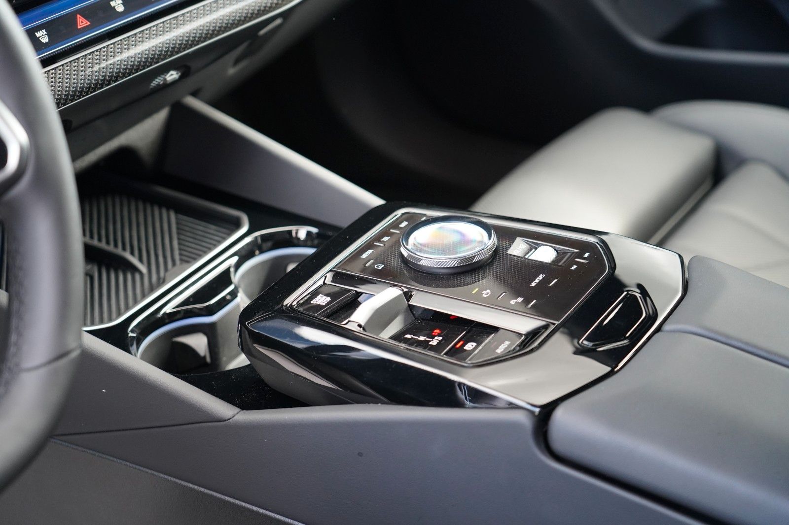 BMW 520d xDrive M Sport ICONIC CARBON 360 KEY HUD foto 15