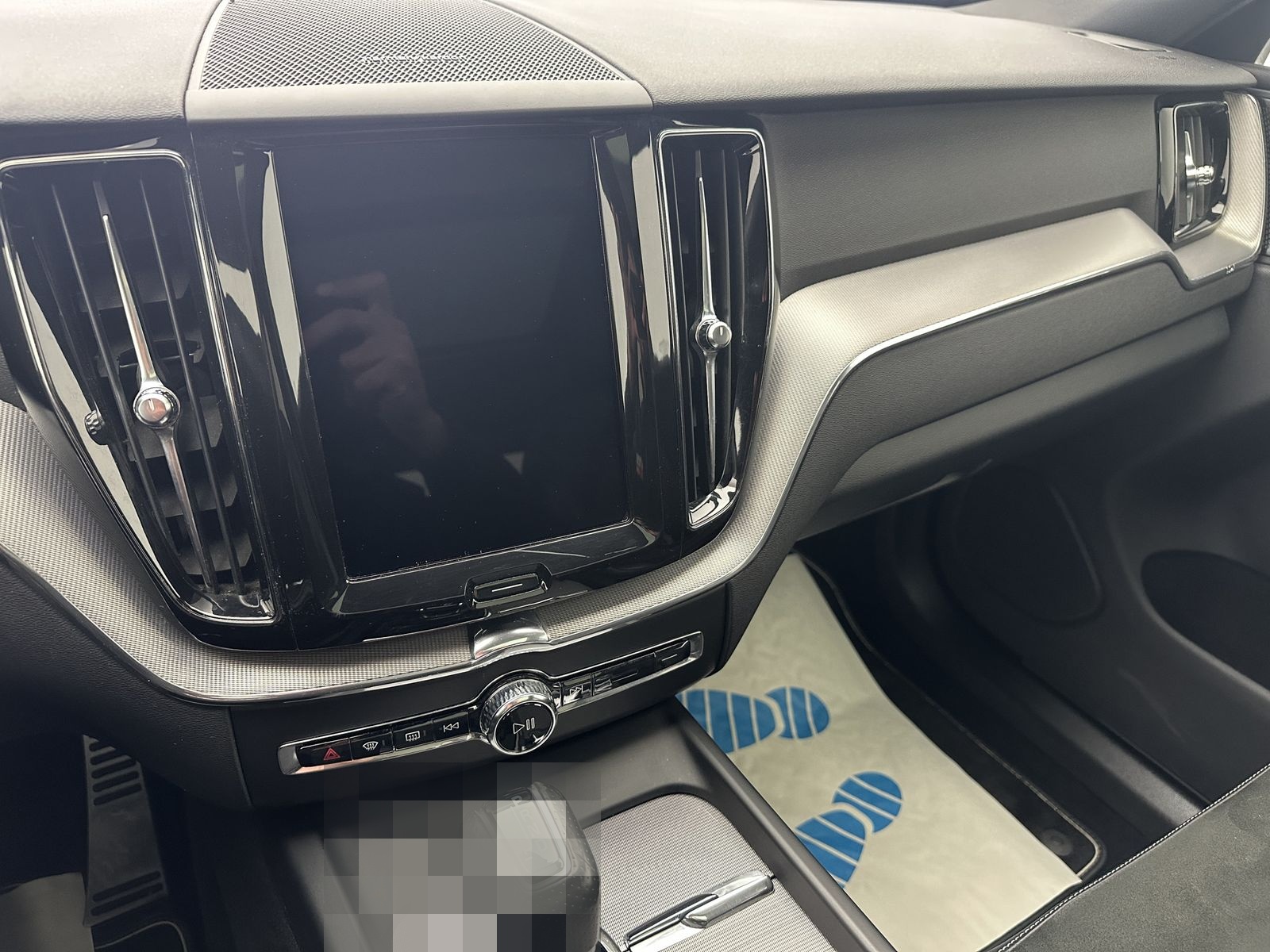 Volvo XC60 R Design AWD "PANO-NAVI-HEAD UP-CAM-ALU" foto 19