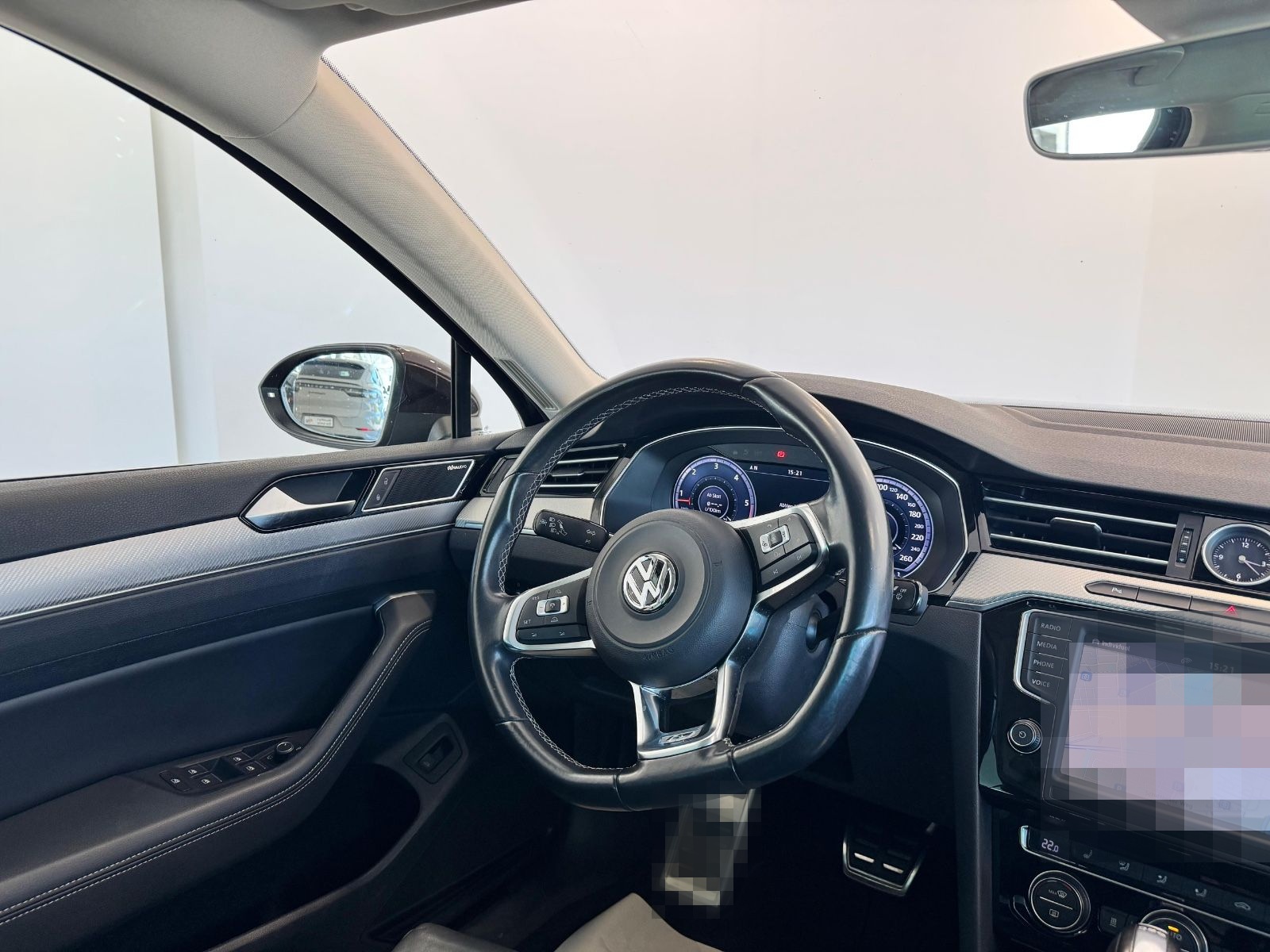 Volkswagen Passat 2.0 TDI R-Line 4Motion/AHK/STANDHZG/ACC/ foto 6