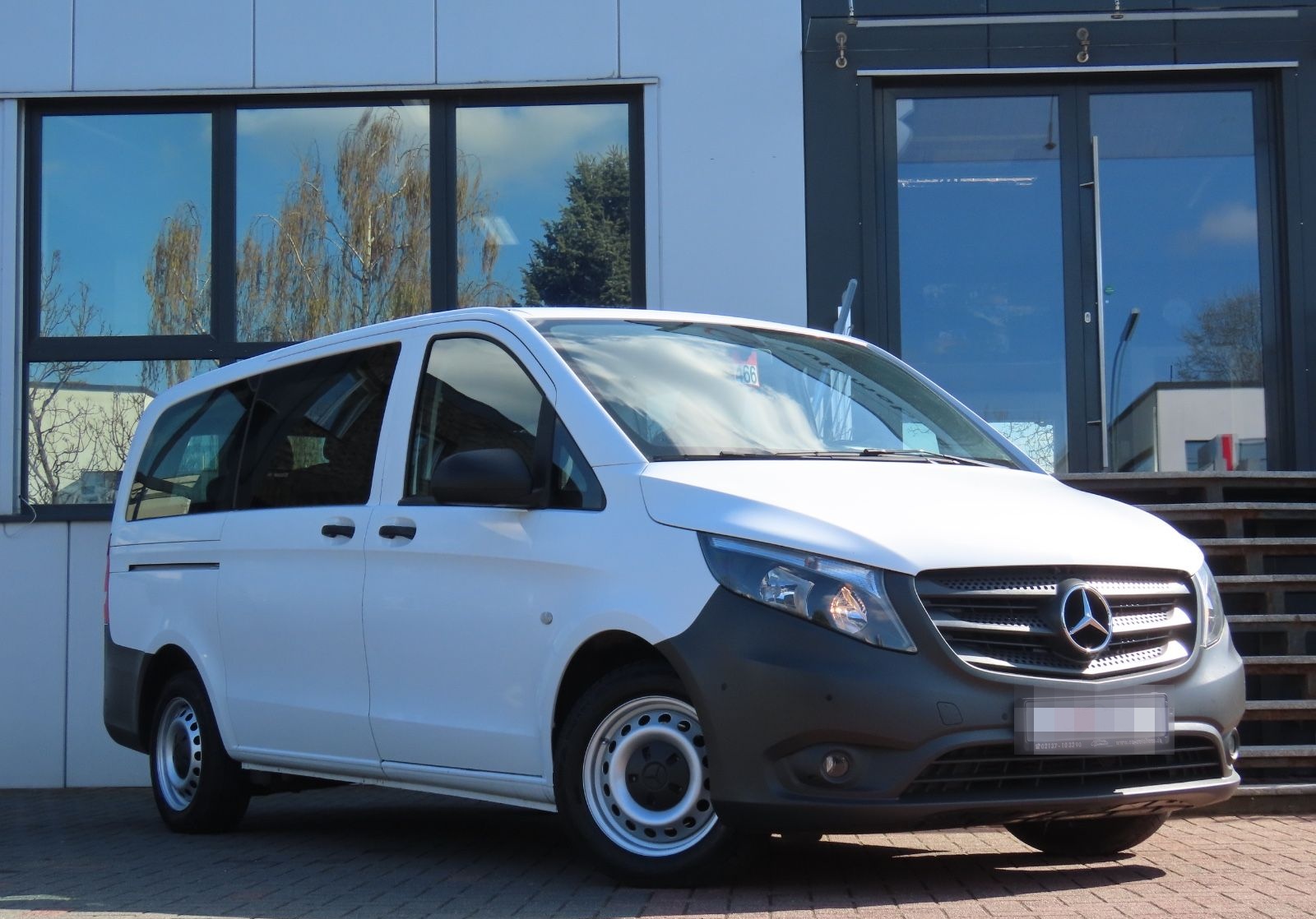 Mercedes-Benz Vito Tourer 114 CDI lang Leder Sitzheizung Klima