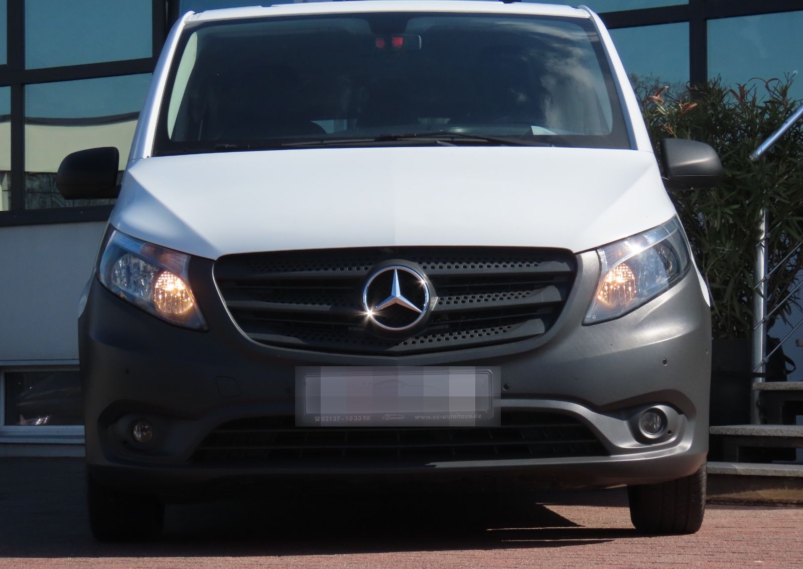 Mercedes-Benz Vito Tourer 114 CDI lang Leder Sitzheizung Klima foto 2