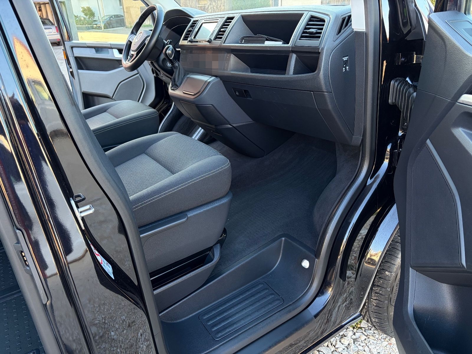 Volkswagen T6 Multivan DSG AHK Kamera foto 18