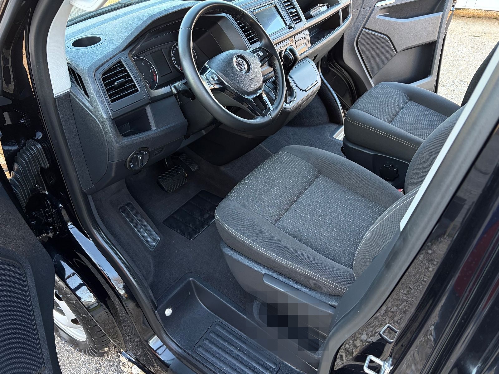 Volkswagen T6 Multivan DSG AHK Kamera foto 21