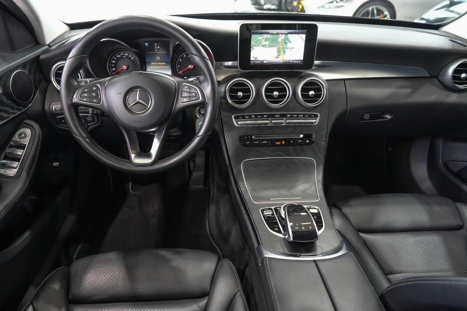 Mercedes-Benz C 200 T CGI 9-G Avantgarde*LEDER*NAVI*LED*360°KA foto 12