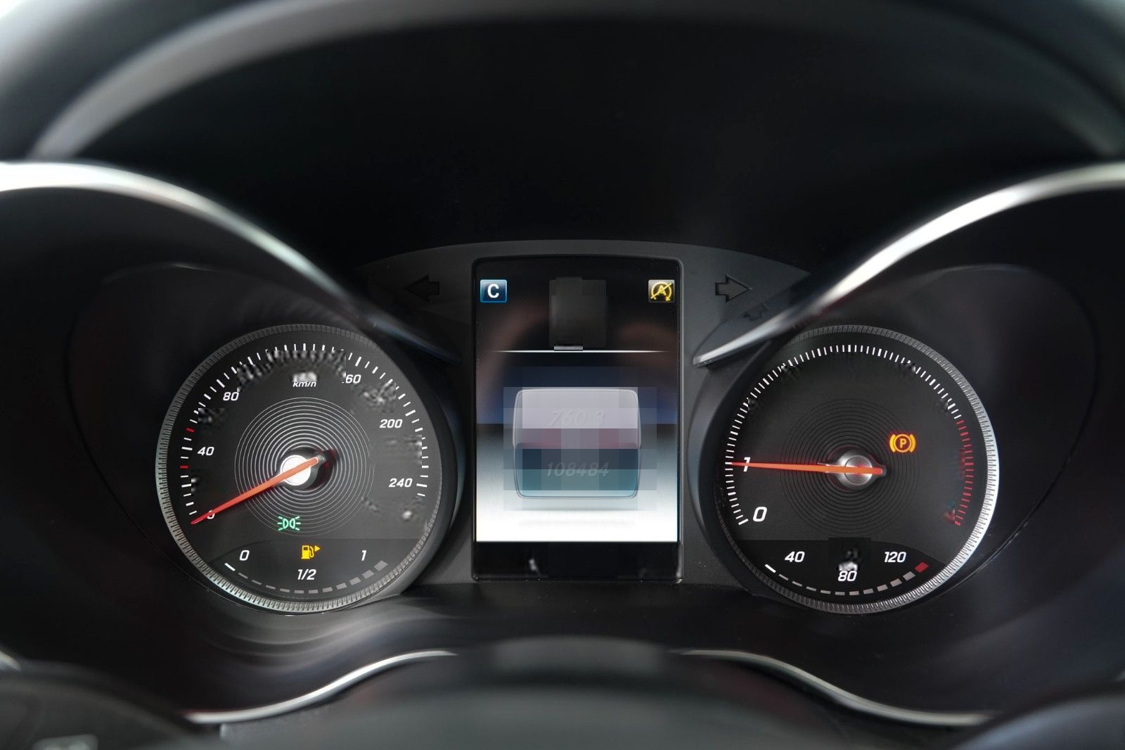 Mercedes-Benz C 200 T CGI 9-G Avantgarde*LEDER*NAVI*LED*360°KA foto 14