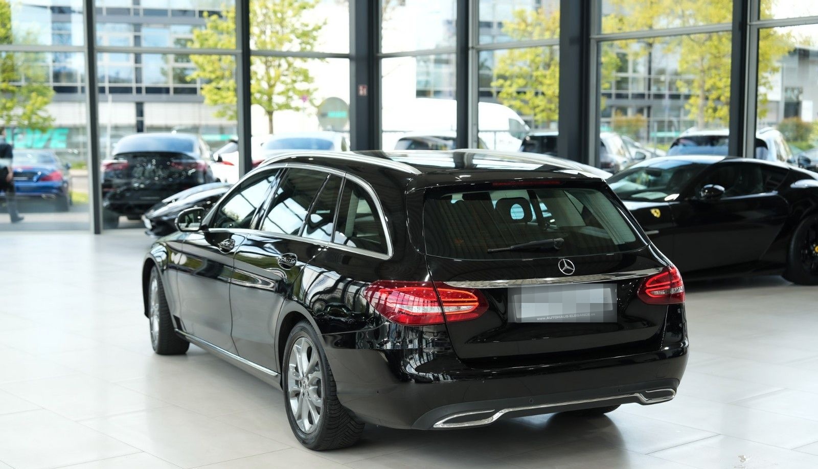 Mercedes-Benz C 200 T CGI 9-G Avantgarde*LEDER*NAVI*LED*360°KA foto 3