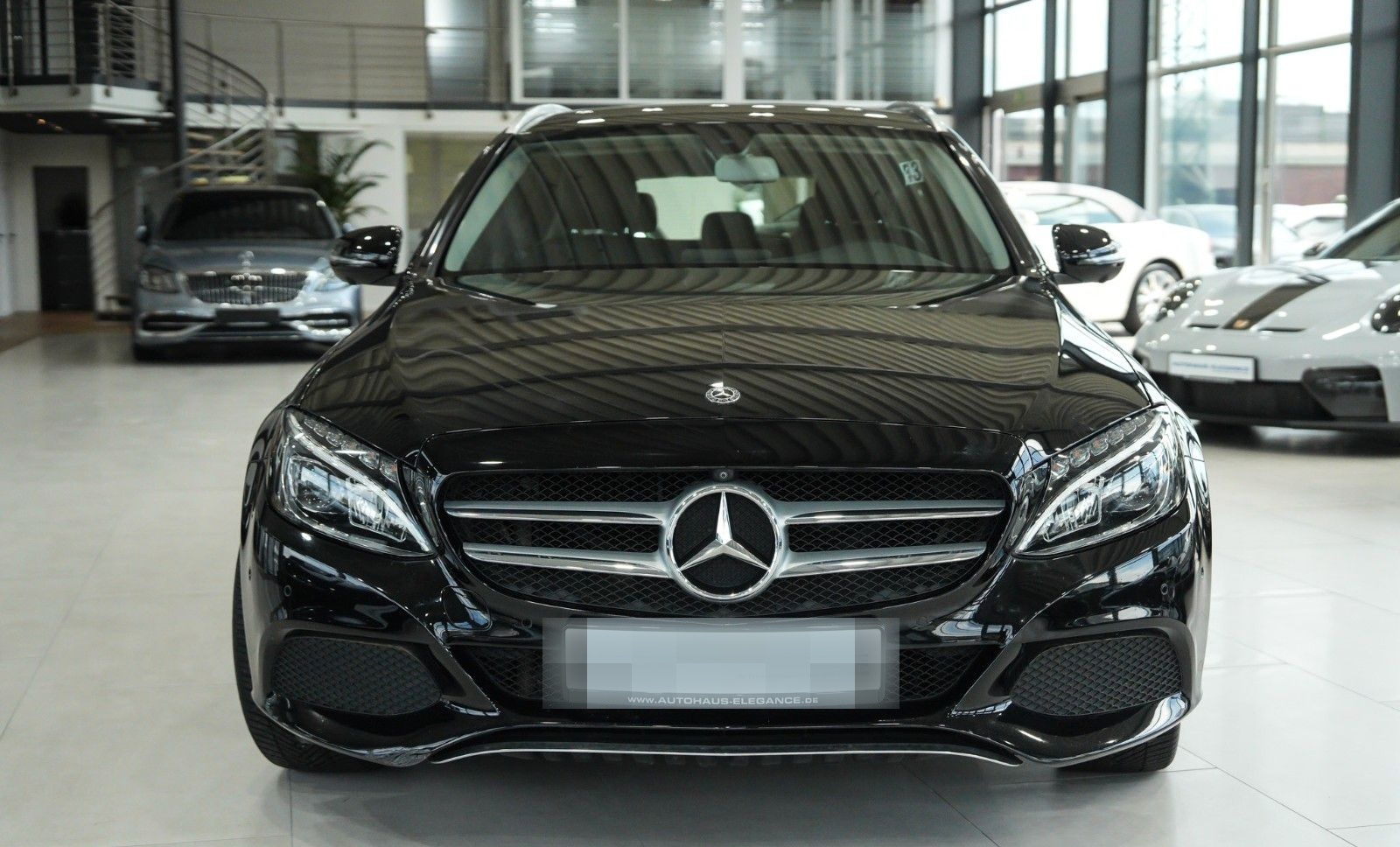 Mercedes-Benz C 200 T CGI 9-G Avantgarde*LEDER*NAVI*LED*360°KA foto 4