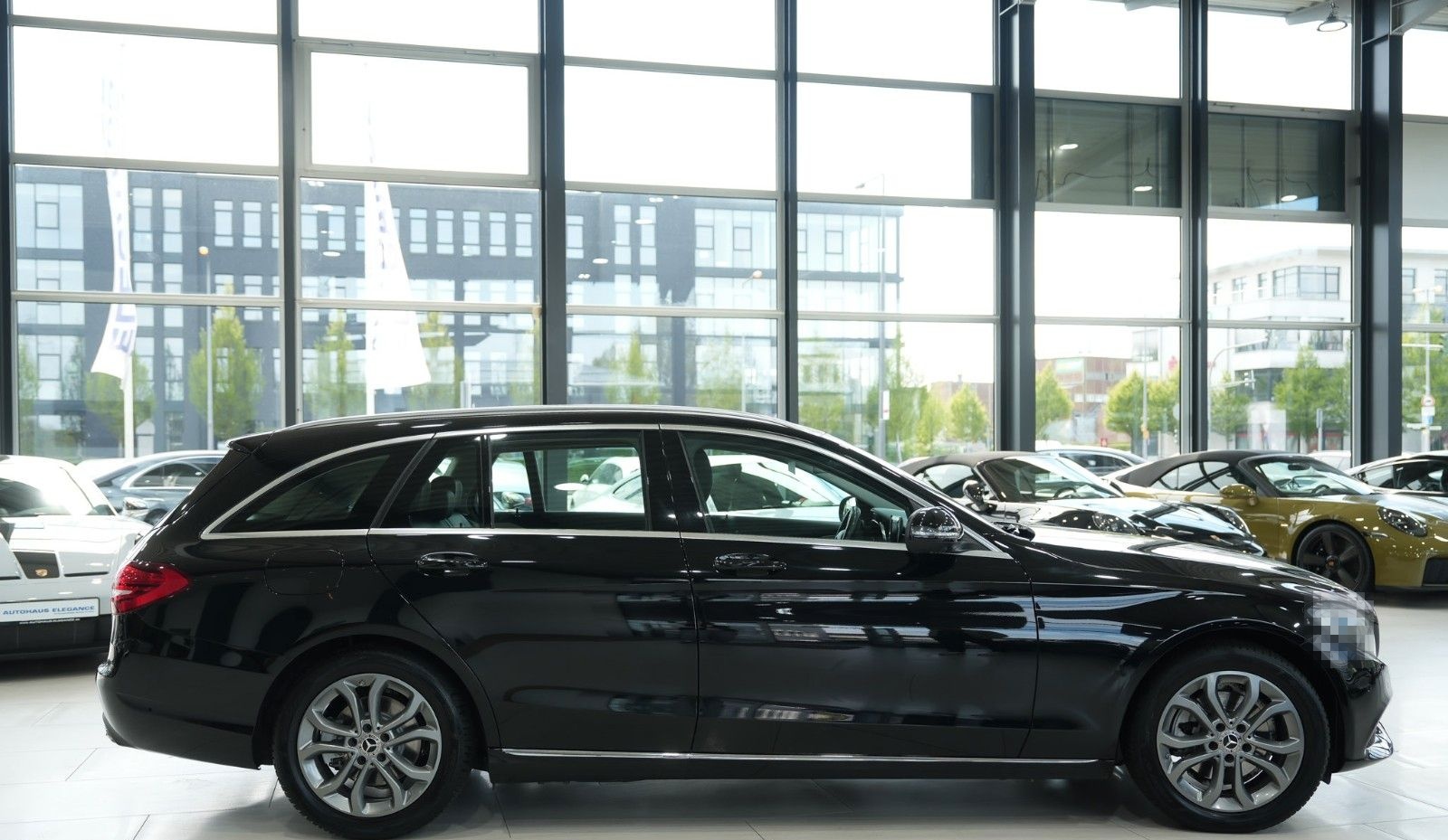 Mercedes-Benz C 200 T CGI 9-G Avantgarde*LEDER*NAVI*LED*360°KA foto 6