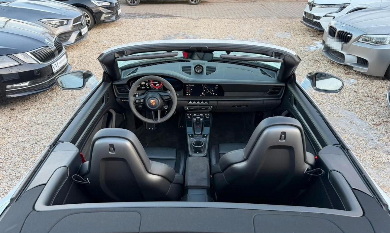 Porsche 911 Carrera GTS Cabriolet SPORT-CHRONO foto 17