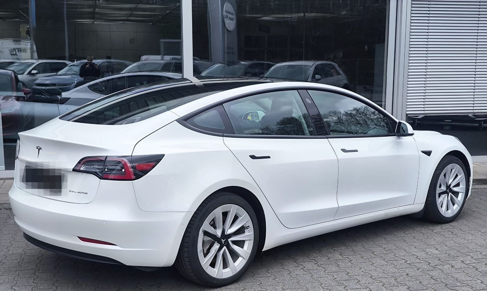 Tesla Model 3 LR Dual AWD PANO+STDHZ+LED+KAM+NAVI+ACC+ foto 8