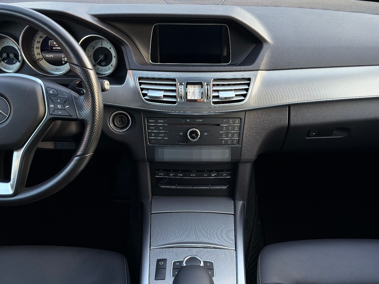 Mercedes-Benz E 220 CDI T, LED, Leder, Schiebedach, TÜV neu foto 25