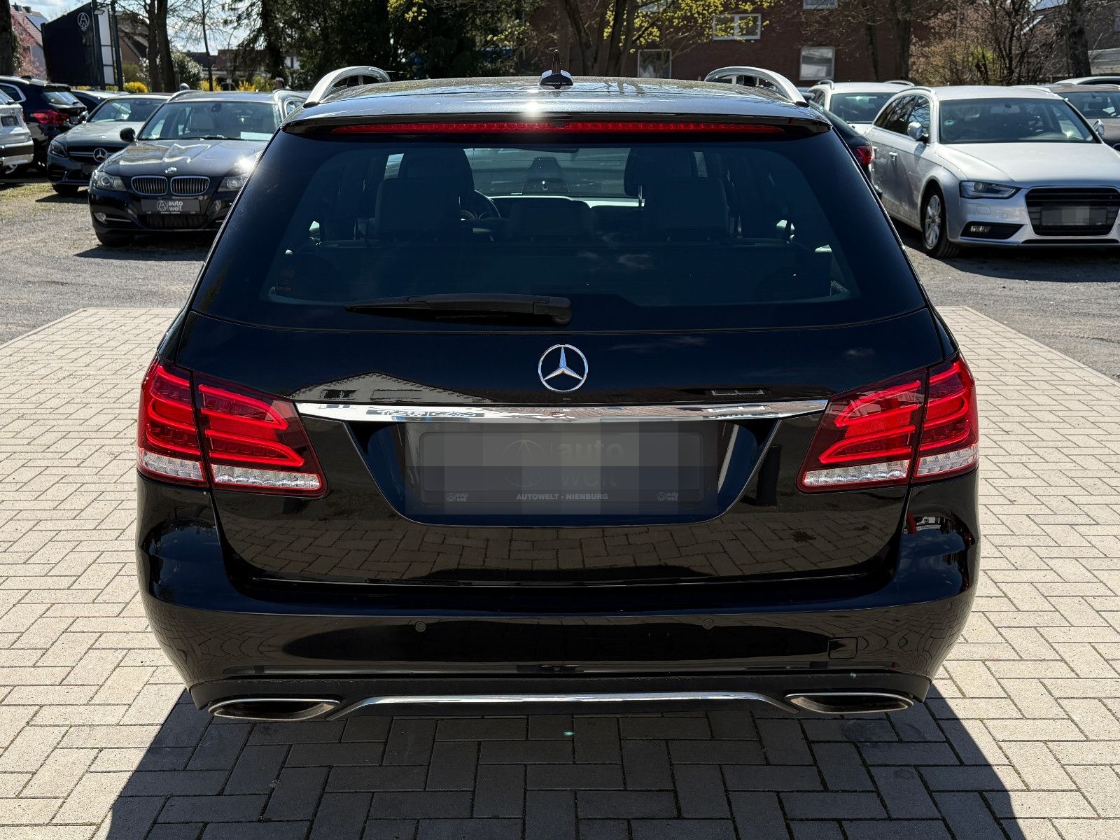 Mercedes-Benz E 220 CDI T, LED, Leder, Schiebedach, TÜV neu foto 4