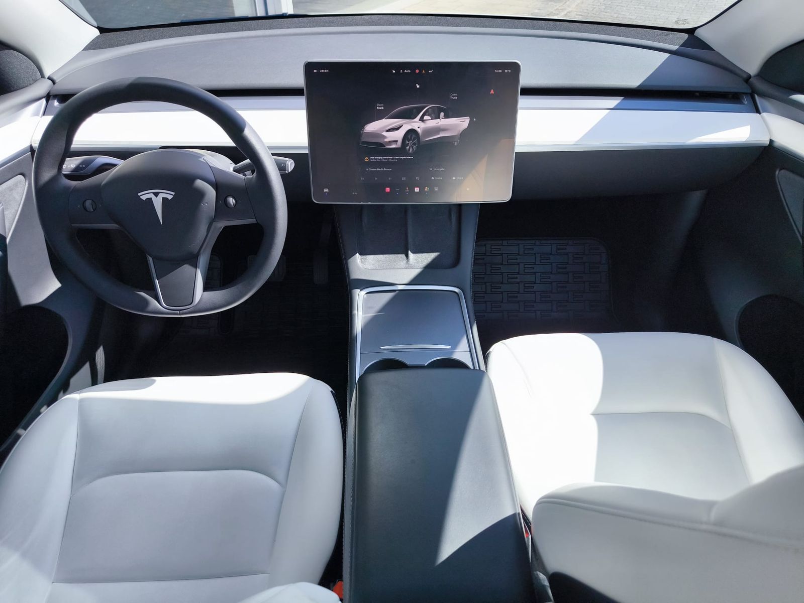 Tesla Model Y LR Dual AWD PANO+STDHZ+NAVI+LED+ACC+19"+ foto 17