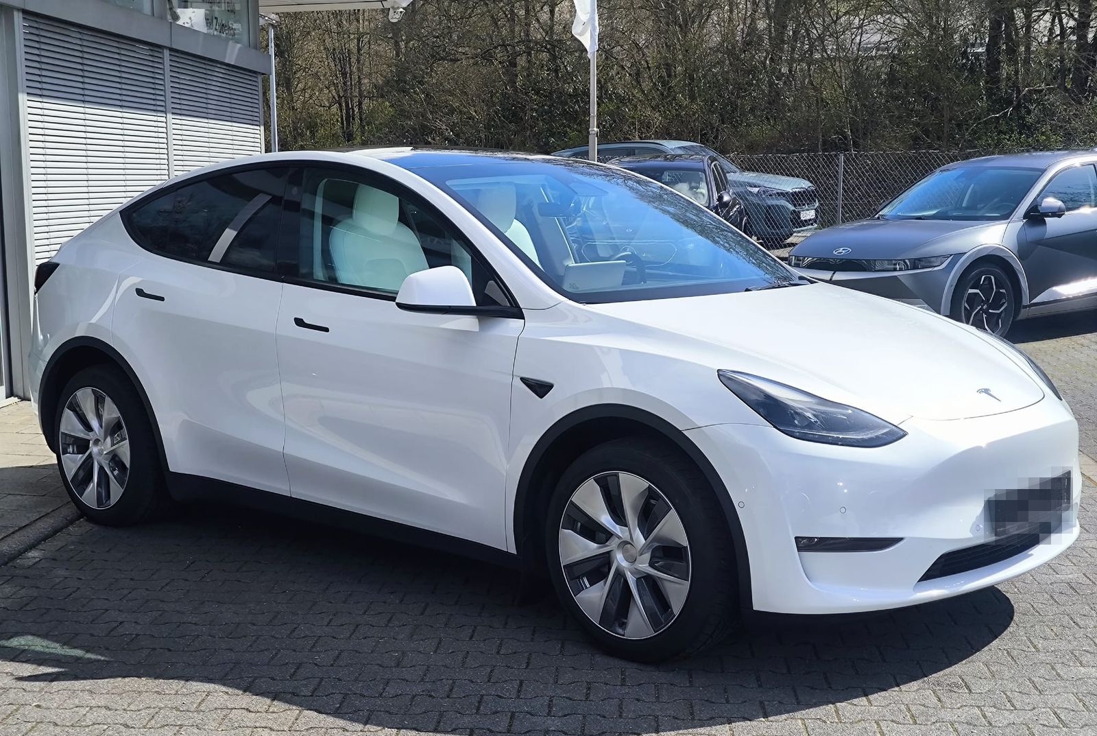 Tesla Model Y LR Dual AWD PANO+STDHZ+NAVI+LED+ACC+19"+ foto 3