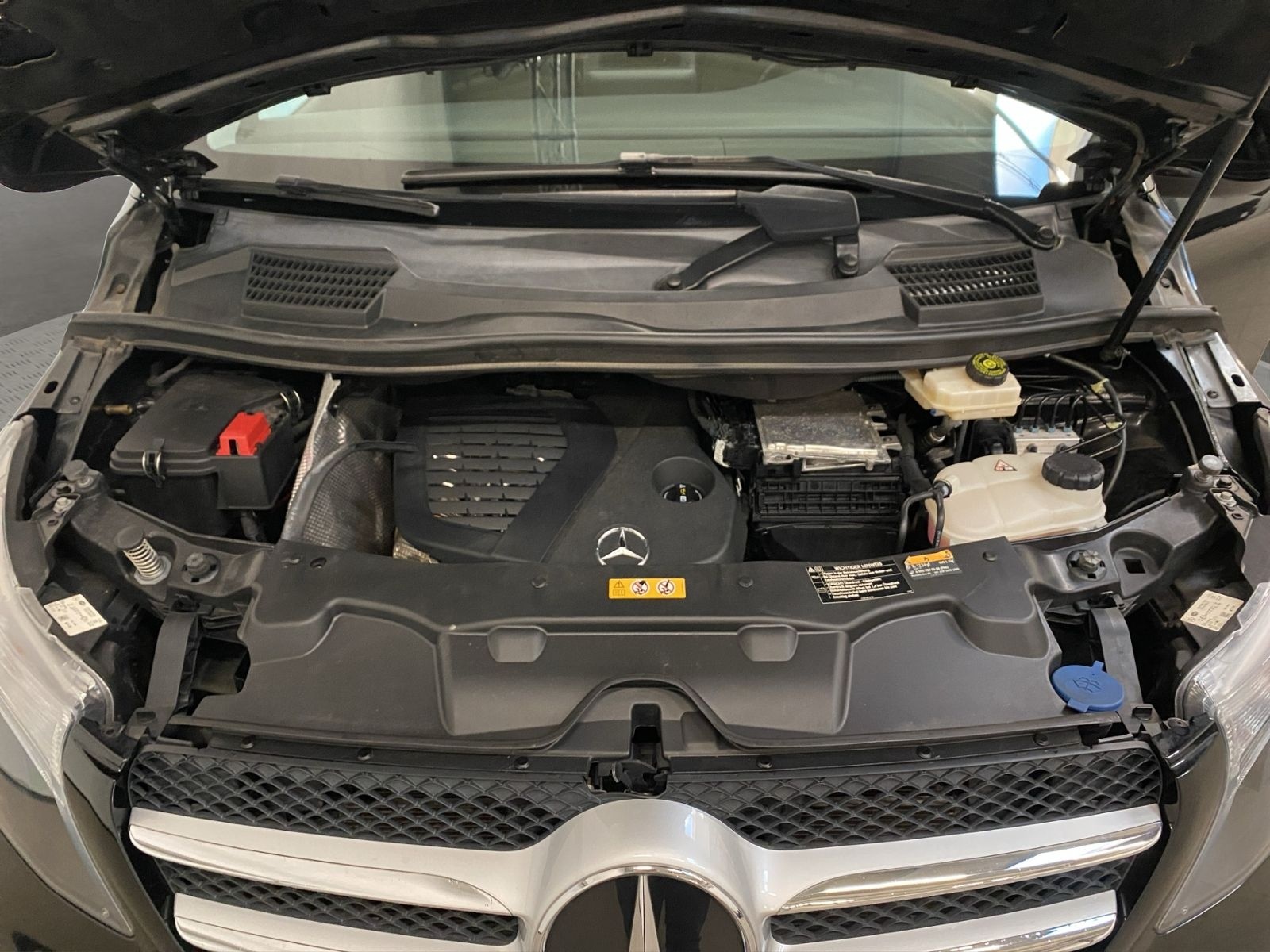 Mercedes-Benz V-Klasse 250d Edition 4Matic kompakt (HU/Insp. n foto 15