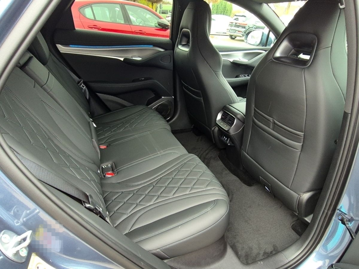 BYD SEALION 7 Design foto 12