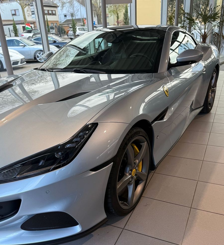 Ferrari Portofino M SITZBEL 20" APPLE CAM SCUDERIA POWER foto 24