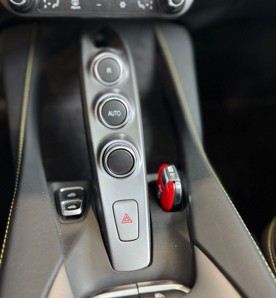 Ferrari Portofino M SITZBEL 20" APPLE CAM SCUDERIA POWER foto 5
