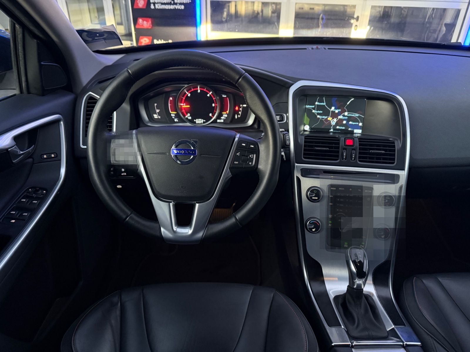 Volvo XC 60 Ocean Race 2WD (AHK-NAVI-Tempomat-1Hand) foto 12