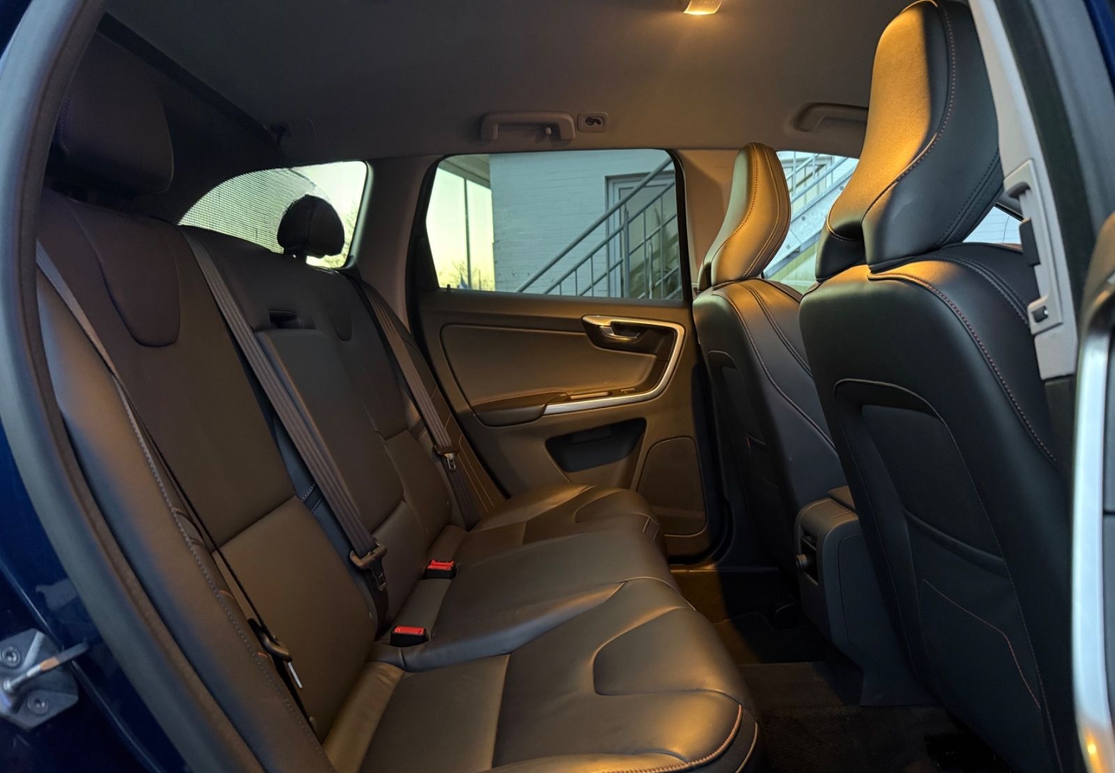 Volvo XC 60 Ocean Race 2WD (AHK-NAVI-Tempomat-1Hand) foto 13