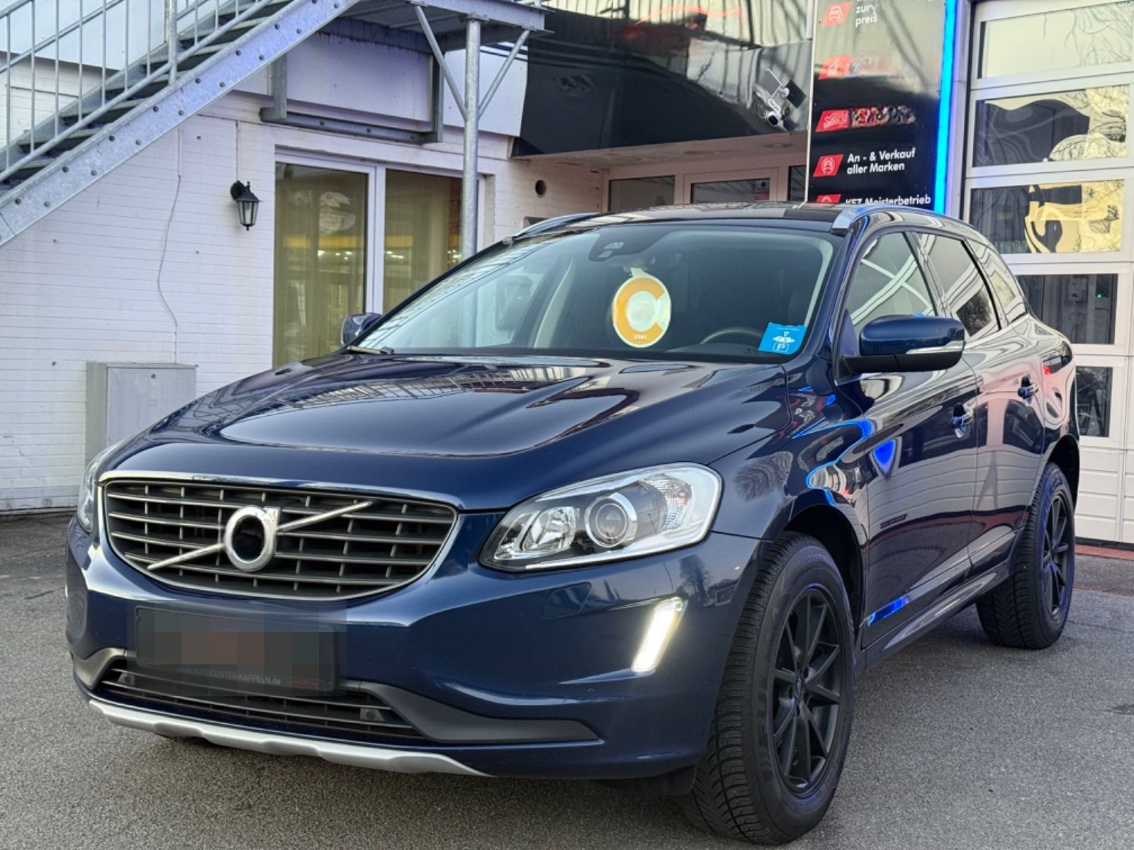 Volvo XC 60 Ocean Race 2WD (AHK-NAVI-Tempomat-1Hand) foto 3