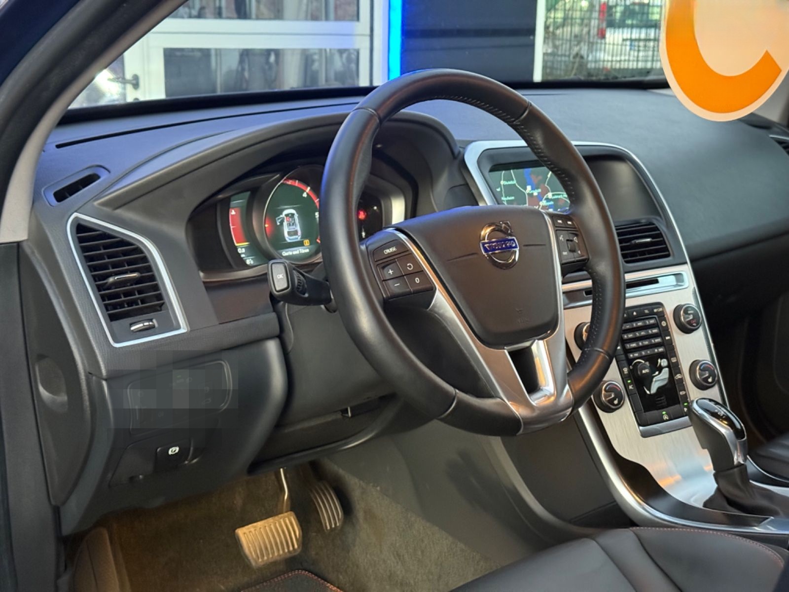 Volvo XC 60 Ocean Race 2WD (AHK-NAVI-Tempomat-1Hand) foto 10