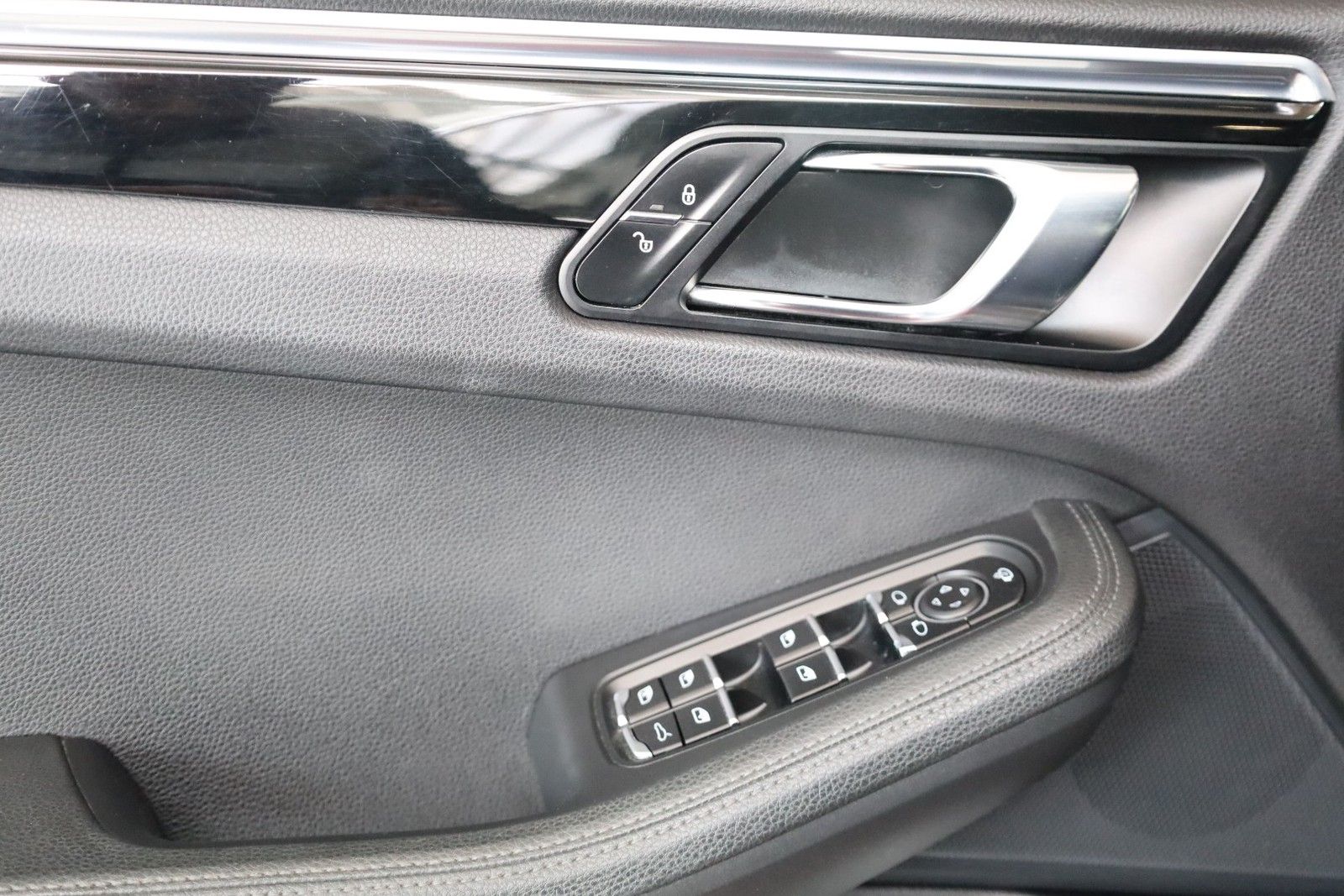 Porsche Macan S Diesel AHK*NAVI*Sport-Chrono-Paket foto 12