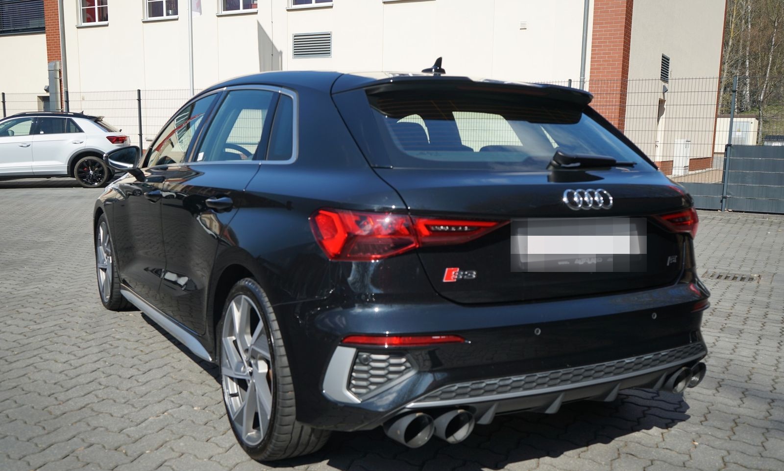 Audi S3 Sportback 2.0 TFSI quattro foto 4