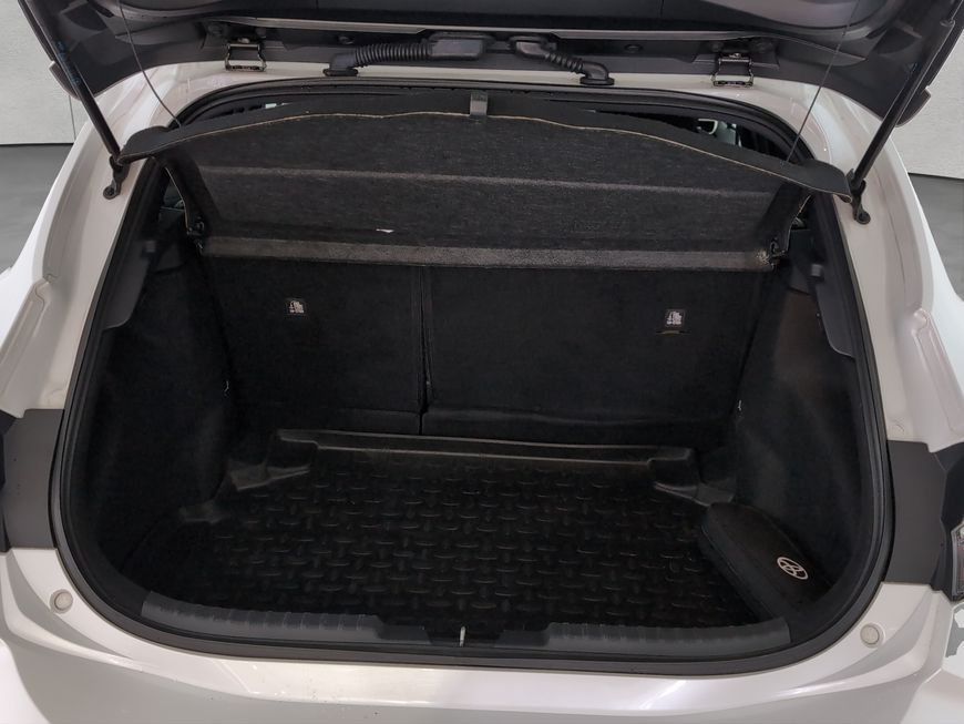 Toyota Corolla 1.8 Hybrid Team Deutschland NAVI+BI-LED+ foto 5