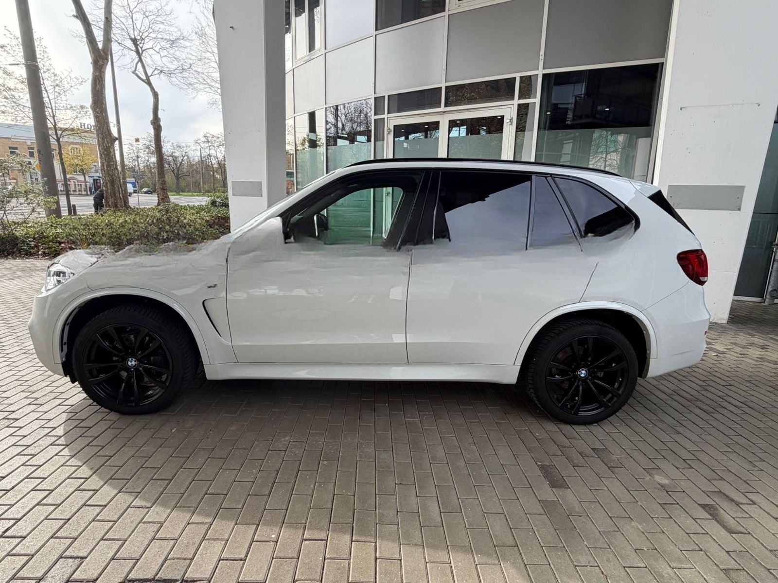 BMW X5 xDrive 30 d-M-Sportpaket-Voll foto 5