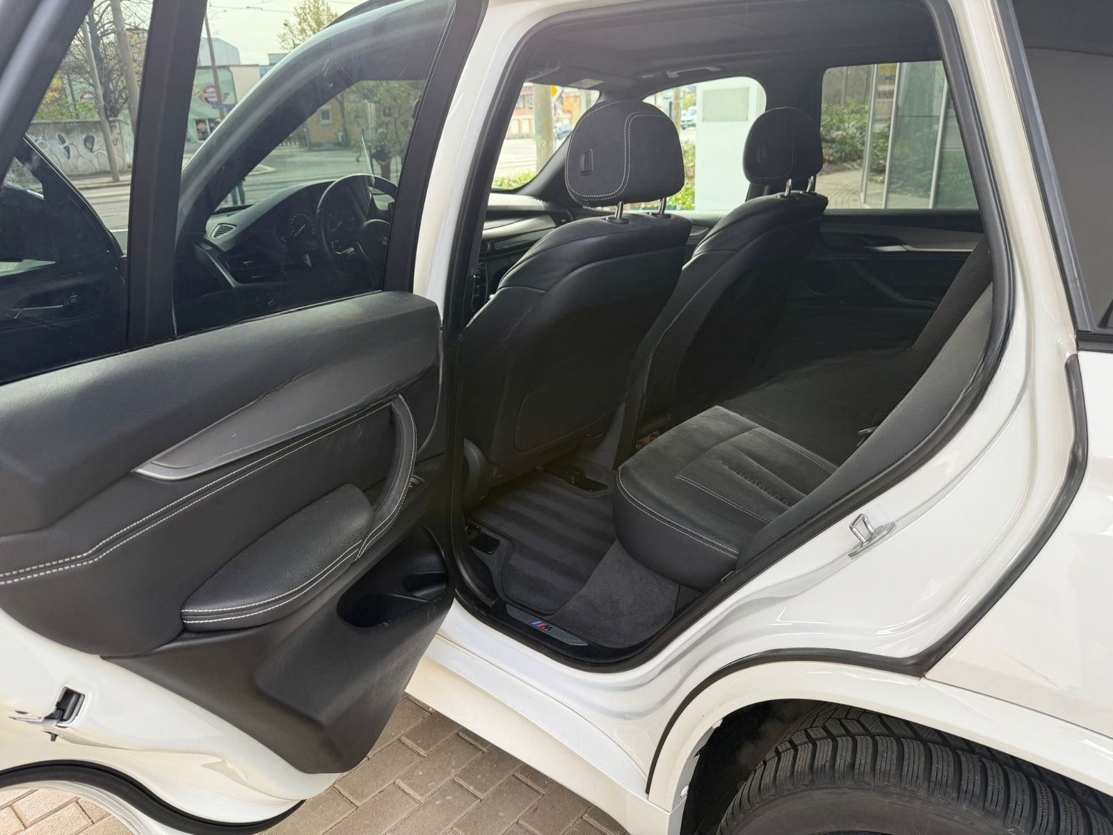 BMW X5 xDrive 30 d-M-Sportpaket-Voll foto 9