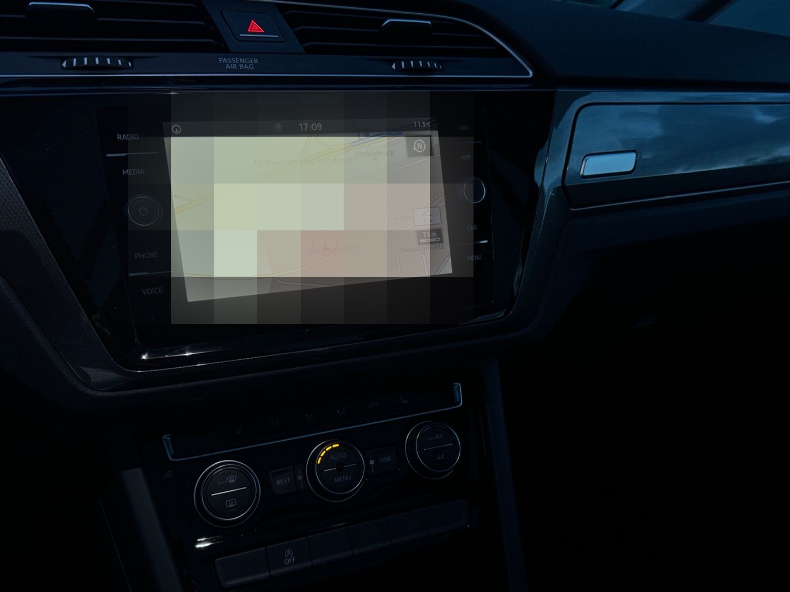 Volkswagen Touran 1,6 Join 7-Sitzer/SHZ/PDC/NAVI/ACC/PANO/ foto 17