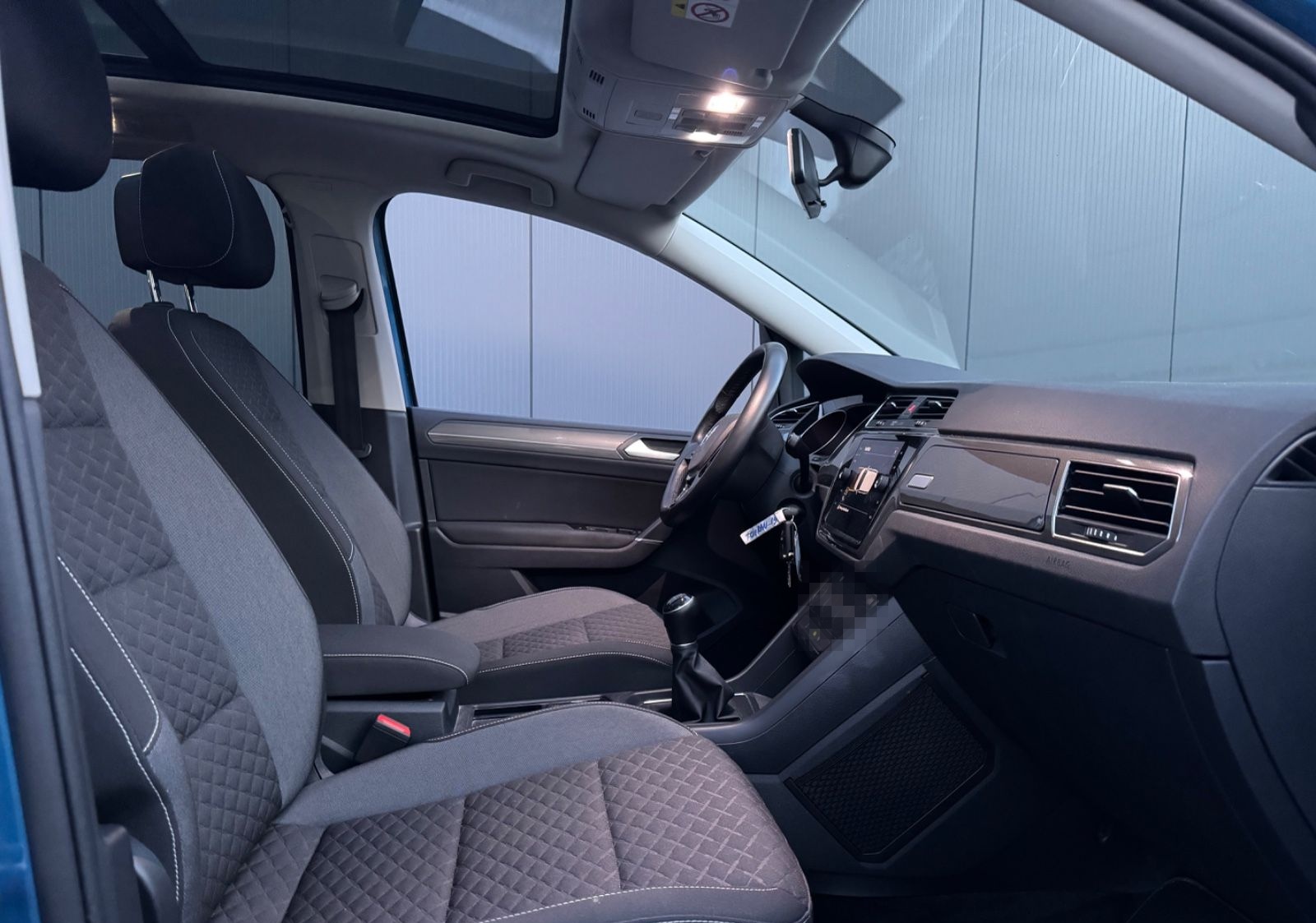 Volkswagen Touran 1,6 Join 7-Sitzer/SHZ/PDC/NAVI/ACC/PANO/ foto 7