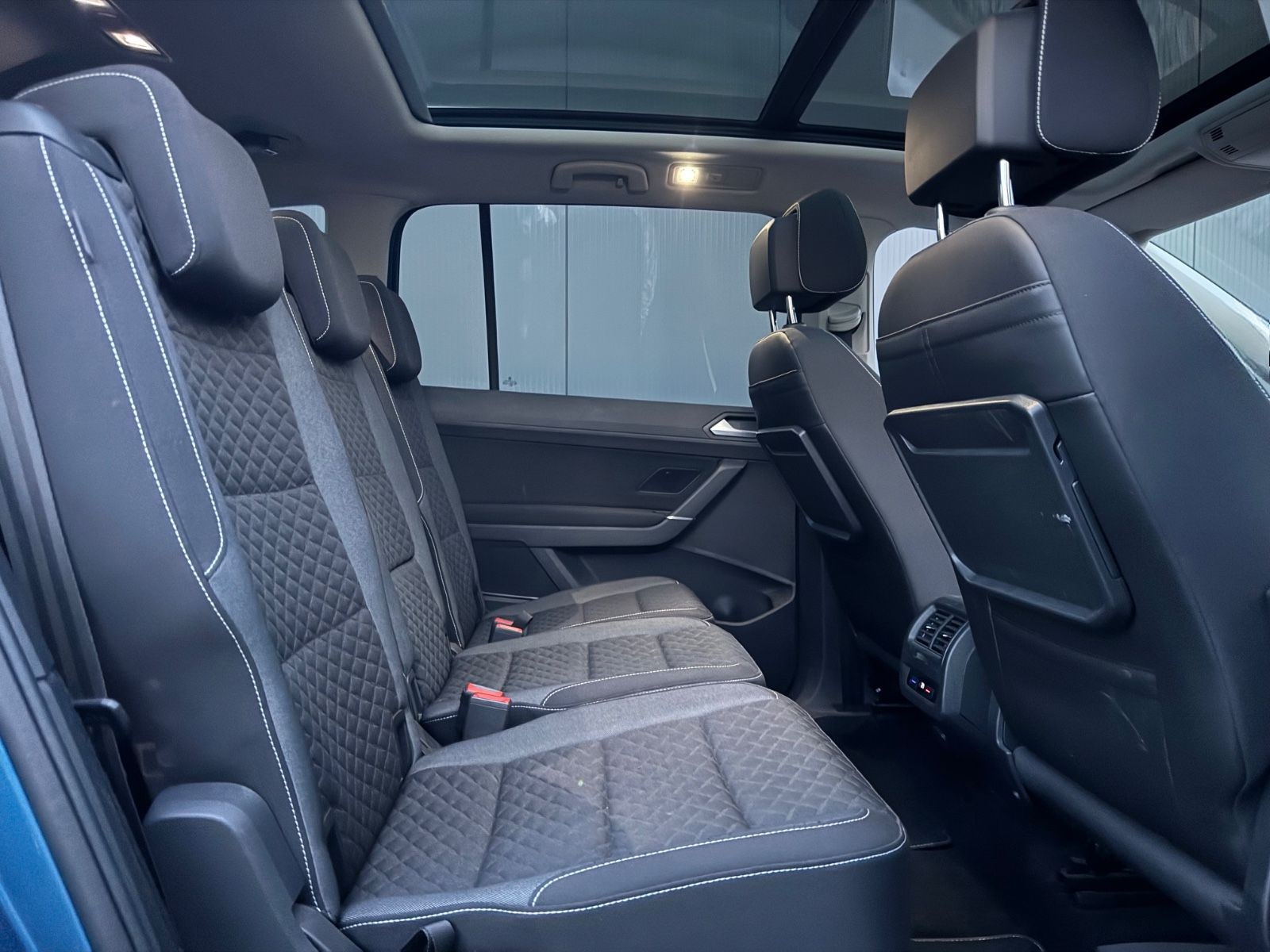 Volkswagen Touran 1,6 Join 7-Sitzer/SHZ/PDC/NAVI/ACC/PANO/ foto 8