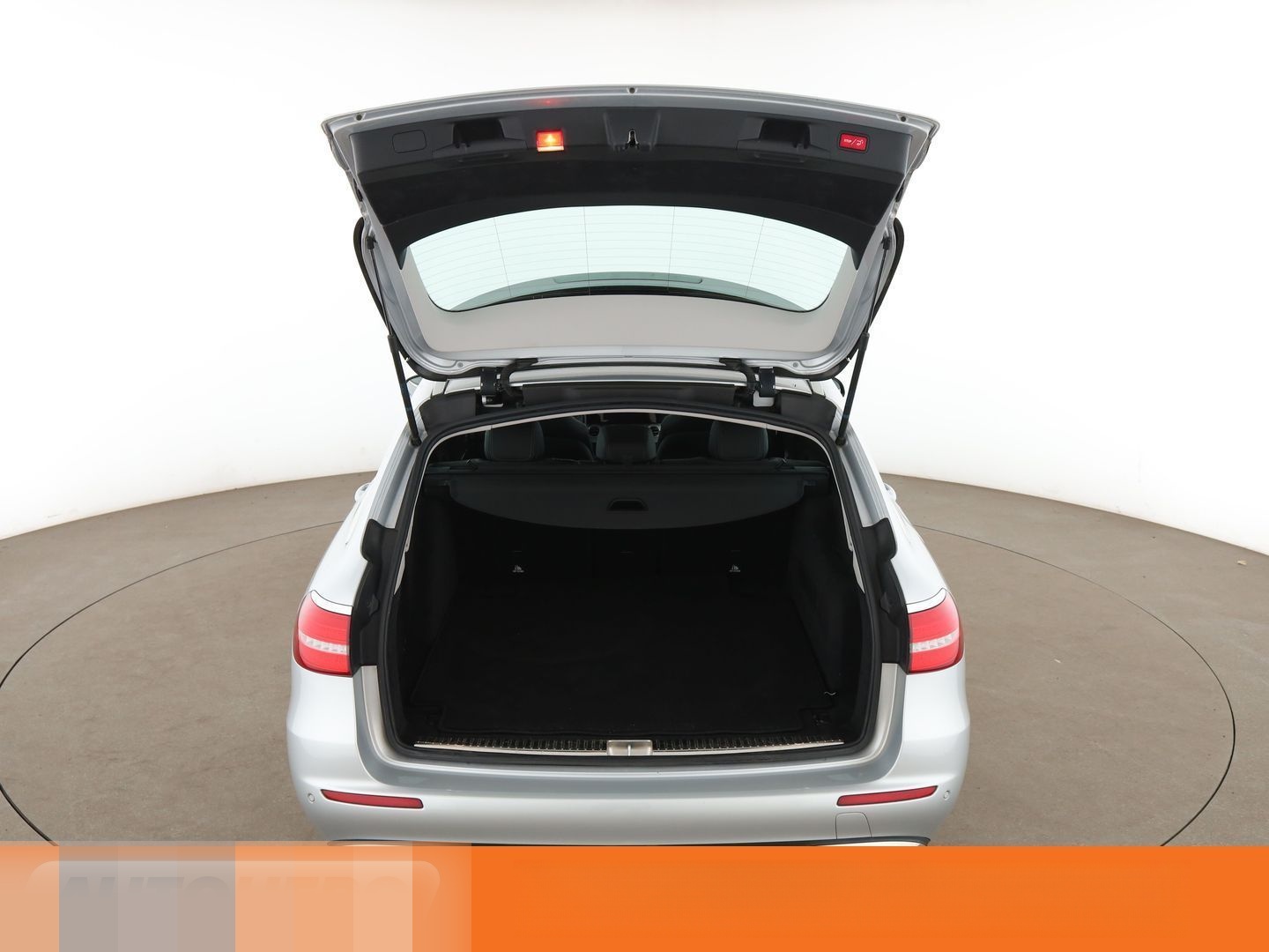 Mercedes-Benz E-Klasse E 220 d T 4Matic Avantgarde Aut.*NAVI* foto 17