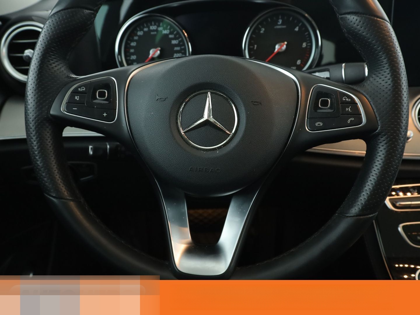 Mercedes-Benz E-Klasse E 220 d T 4Matic Avantgarde Aut.*NAVI* foto 19